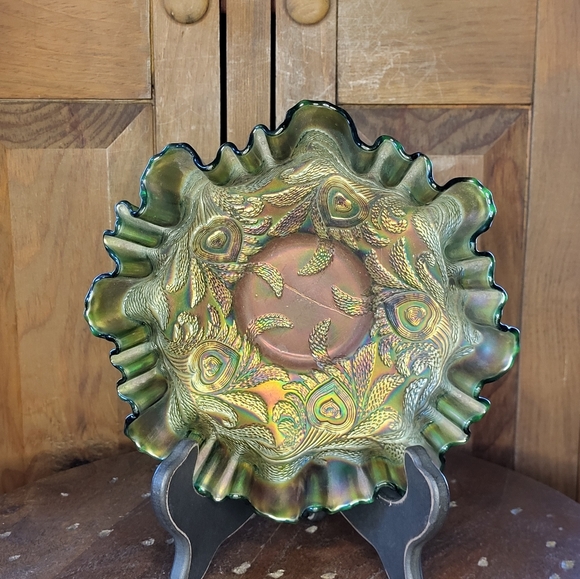 Fenton Other - Antique Fenton Glass bowl